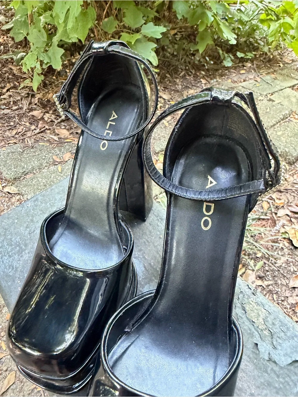 ALDO Black Patent Leather Double Platform Pumps Square Toe 90s Y2K Size 7
